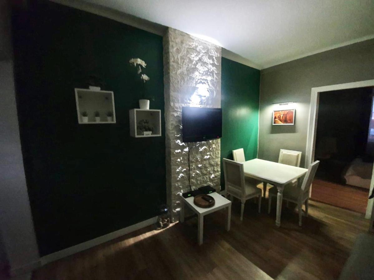 Appartement Refait Par Architecte. Proche De La Gare Et Le Centre De